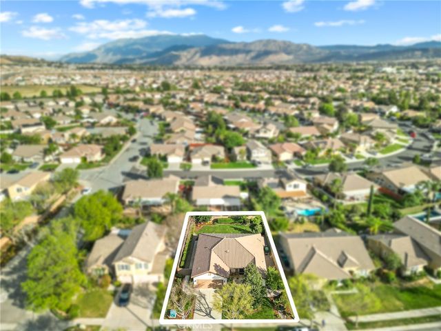 1310 Sunburst, Beaumont, CA 92223