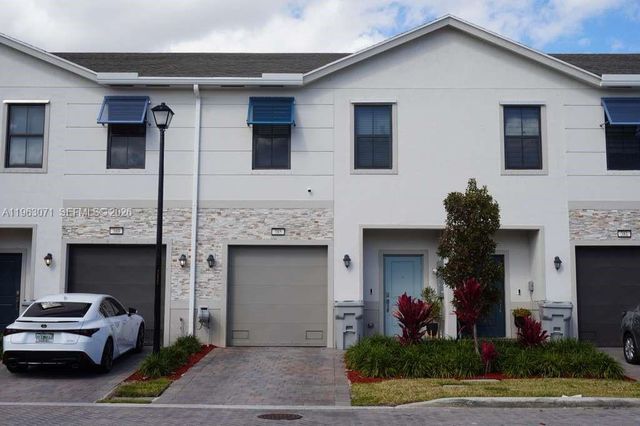 385 NW 9th St 385, Pompano Beach, FL 33060