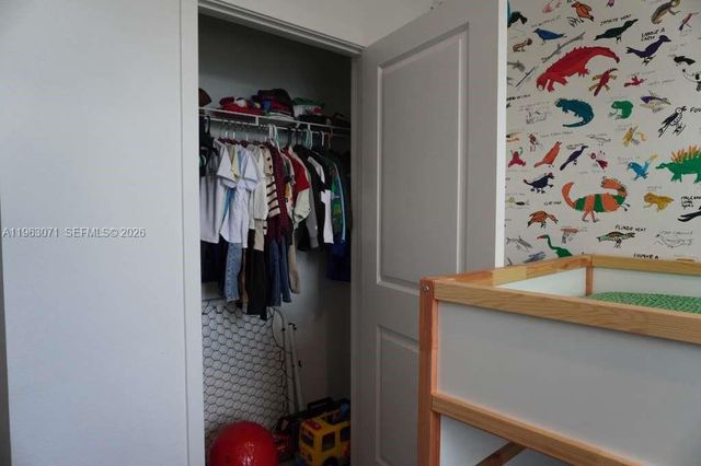 385 NW 9th St 385, Pompano Beach, FL 33060