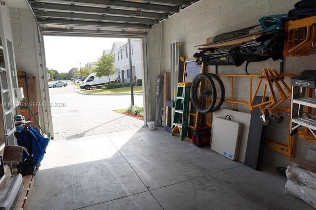 385 NW 9th St 385, Pompano Beach, FL 33060