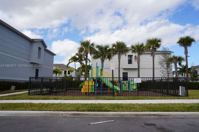 385 NW 9th St 385, Pompano Beach, FL 33060