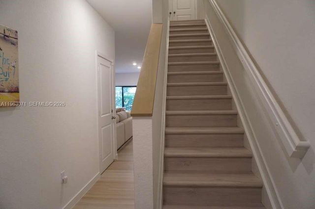 385 NW 9th St 385, Pompano Beach, FL 33060