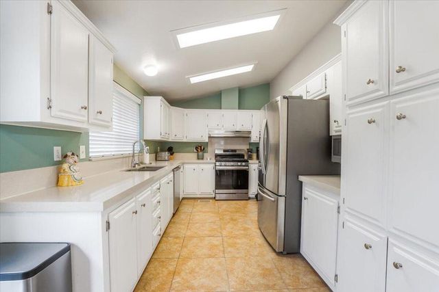 39752 Reche Lane, Palm Desert, CA 92260