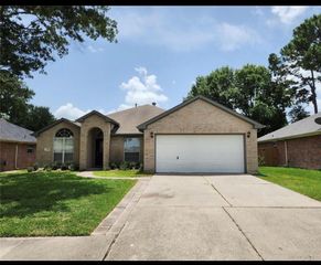 2810 Autumn Springs Lane, Spring, TX 77373