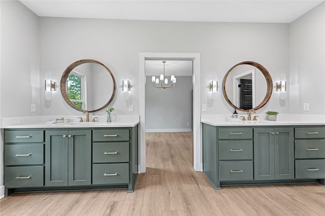 10 Buckden Lane, Bella Vista, AR 72715