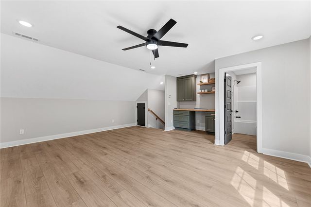 10 Buckden Lane, Bella Vista, AR 72715