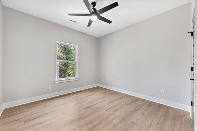 10 Buckden Lane, Bella Vista, AR 72715