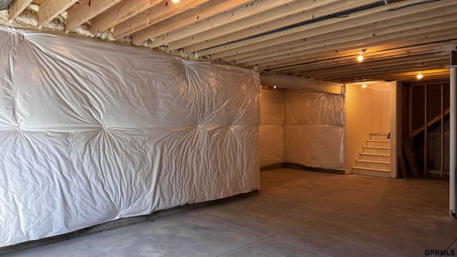 12606 Schirra Street, Papillion, NE 68138