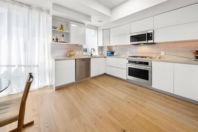 95 N Shore Dr, Miami Beach, FL 33141