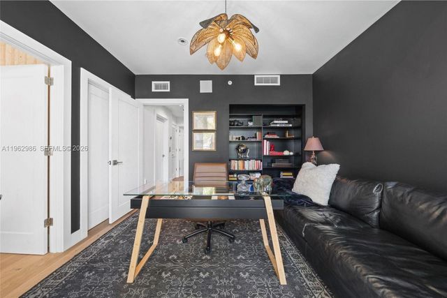 95 N Shore Dr, Miami Beach, FL 33141