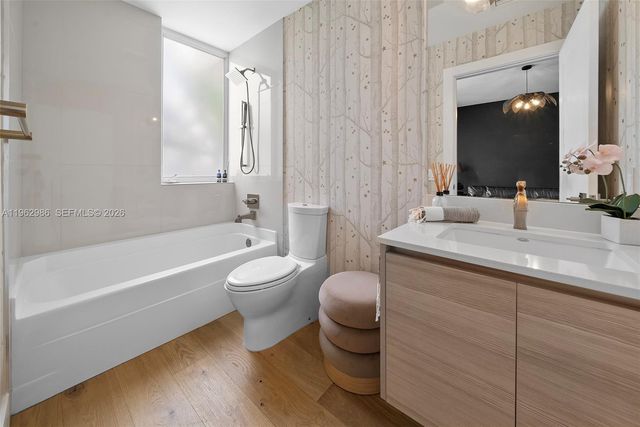 95 N Shore Dr, Miami Beach, FL 33141