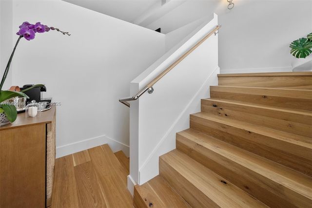 95 N Shore Dr, Miami Beach, FL 33141