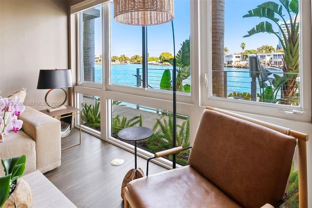 95 N Shore Dr, Miami Beach, FL 33141