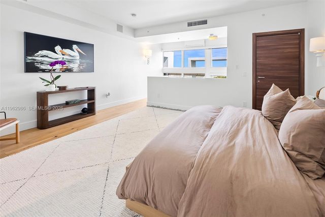 95 N Shore Dr, Miami Beach, FL 33141