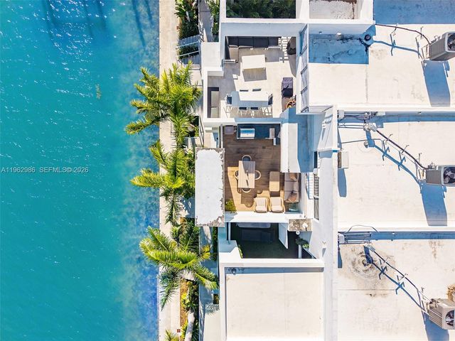 95 N Shore Dr, Miami Beach, FL 33141