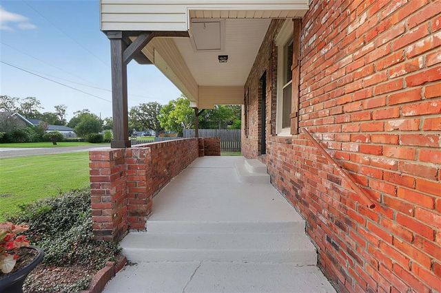 2005 Cypress St Street, Lake Charles, LA 70601