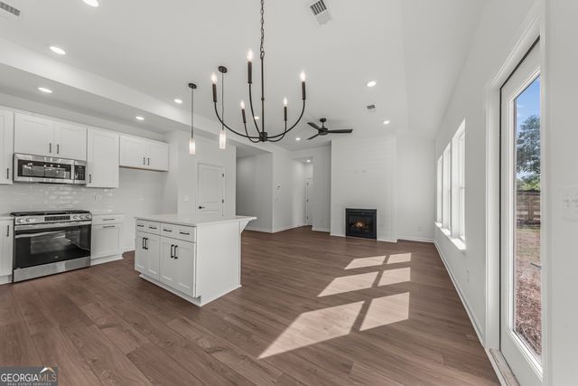 107 Cottage Grove Circle, Eatonton, GA 31024