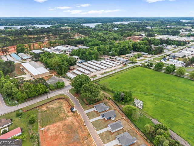 107 Cottage Grove Circle, Eatonton, GA 31024