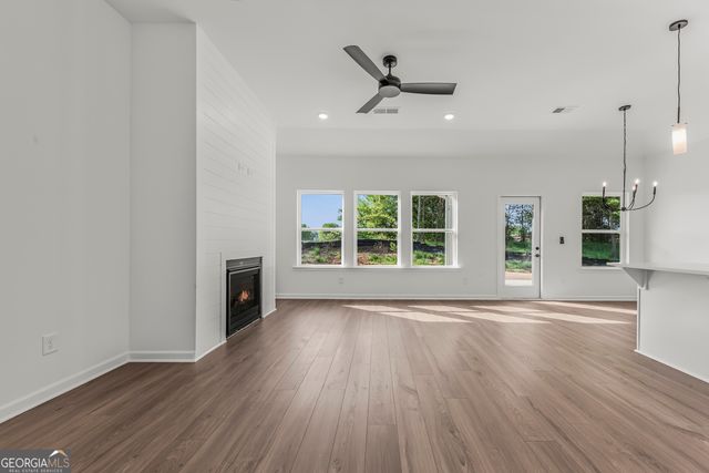 107 Cottage Grove Circle, Eatonton, GA 31024