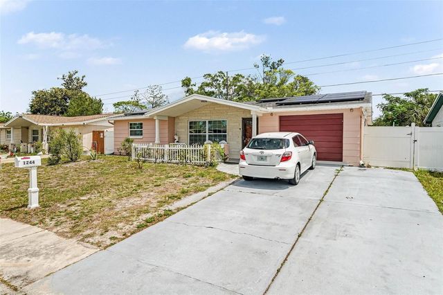1244 CLASSIC DRIVE, Holiday, FL 34691