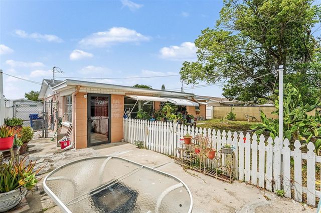 1244 CLASSIC DRIVE, Holiday, FL 34691