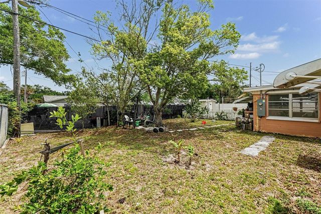 1244 CLASSIC DRIVE, Holiday, FL 34691