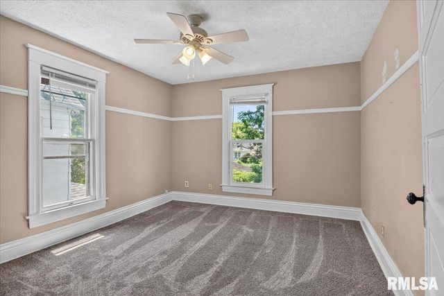 861 S PARK, Springfield, IL 62704