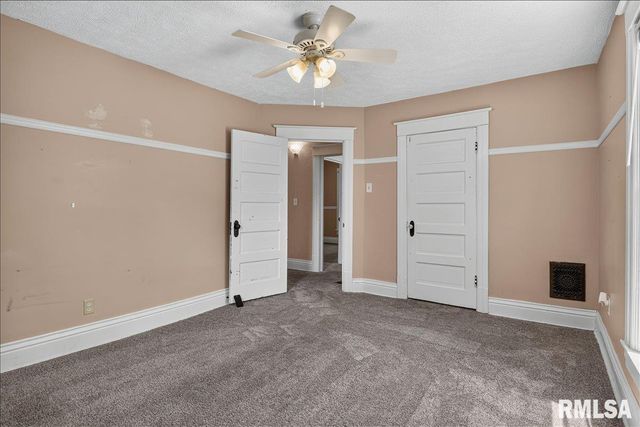 861 S PARK, Springfield, IL 62704