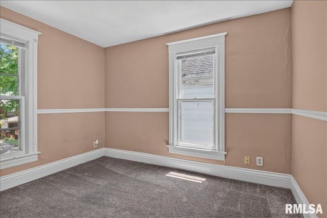 861 S PARK, Springfield, IL 62704