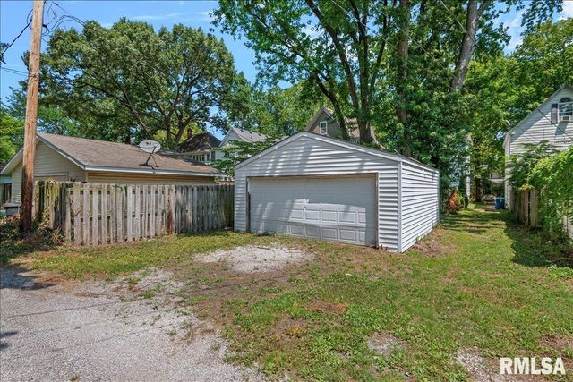 861 S PARK, Springfield, IL 62704