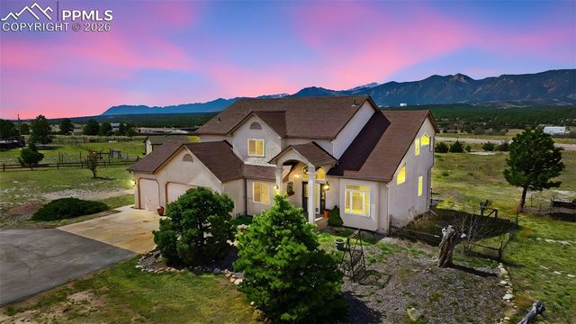 715 Struthers Loop, Colorado Springs, CO 80921