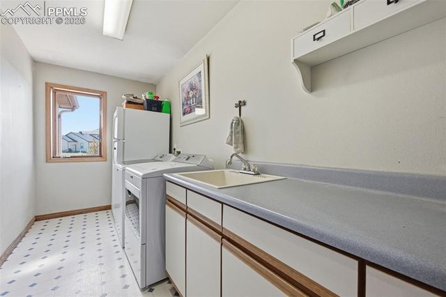 715 Struthers Loop, Colorado Springs, CO 80921