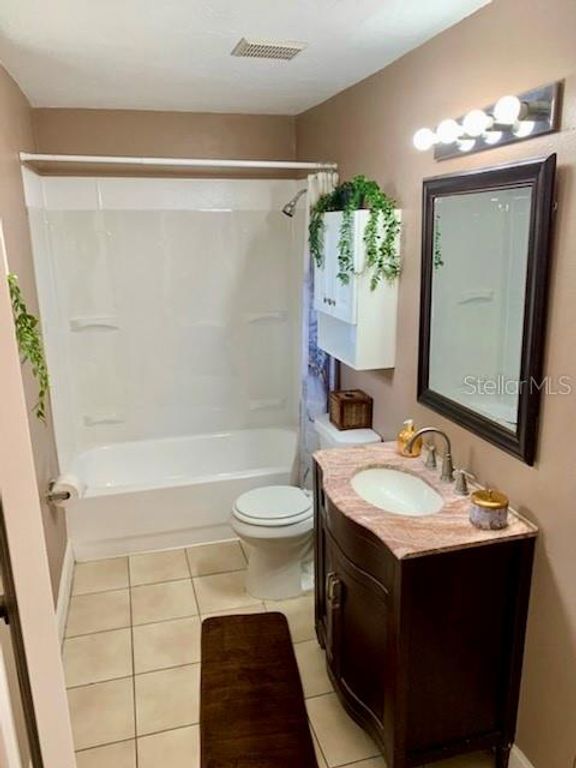 Image 19 of property listing at 2322 W CHERRY STREET, Tampa, FL 33607