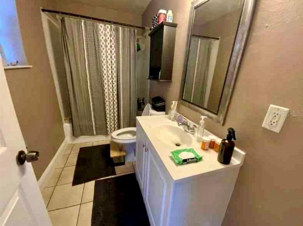 Image 22 of property listing at 2322 W CHERRY STREET, Tampa, FL 33607