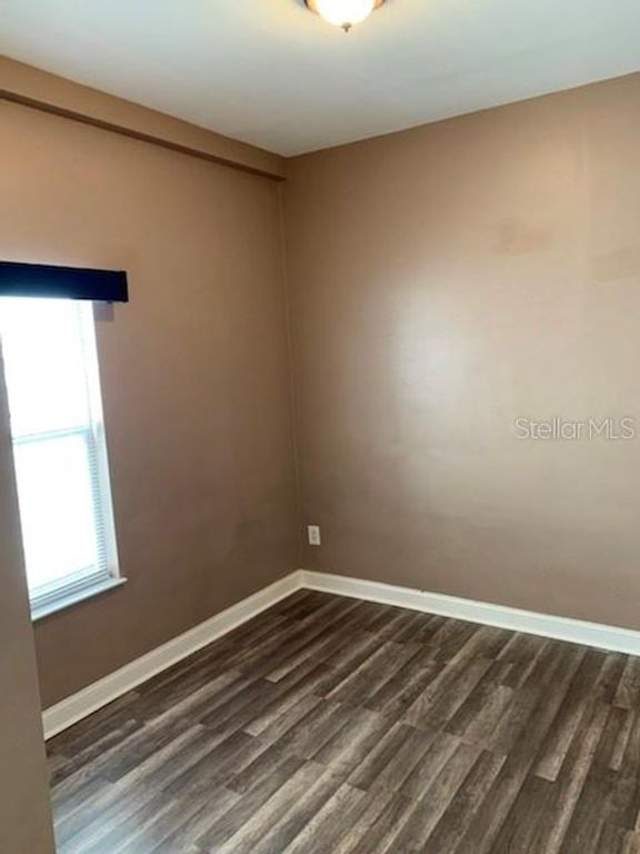 Image 24 of property listing at 2322 W CHERRY STREET, Tampa, FL 33607