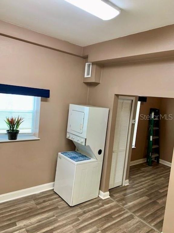 Image 26 of property listing at 2322 W CHERRY STREET, Tampa, FL 33607