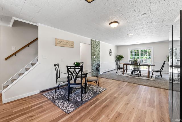 1916 Clarmarnic Drive, Fort Wayne, IN 46815