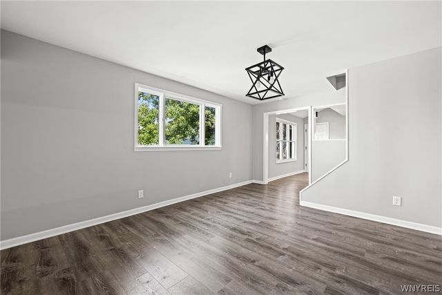 14 Atwood Place, Cheektowaga, NY 14225