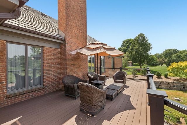 1960 Abbotsford Drive, Inverness, IL 60010