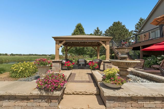1960 Abbotsford Drive, Inverness, IL 60010