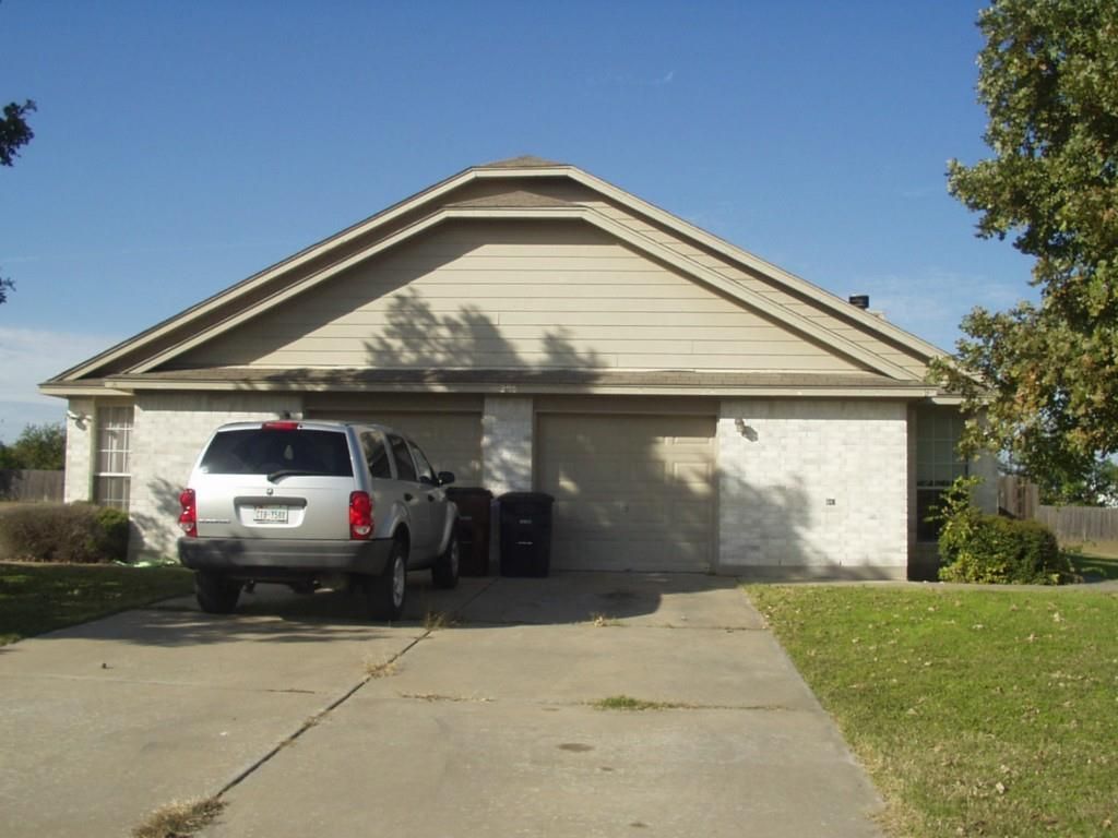 201 Axis Deer TRL A, Hutto, TX 78634