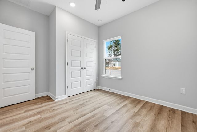 36 Shebbi Lane, Freeport, FL 32439