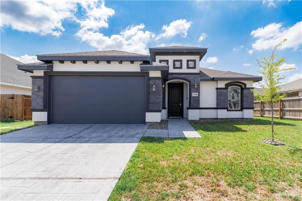 1928 Tierra Santa Circle, Edinburg, TX 78542