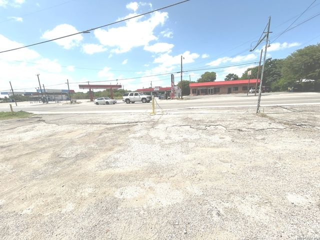 4234 Culebra, San Antonio, TX 78228