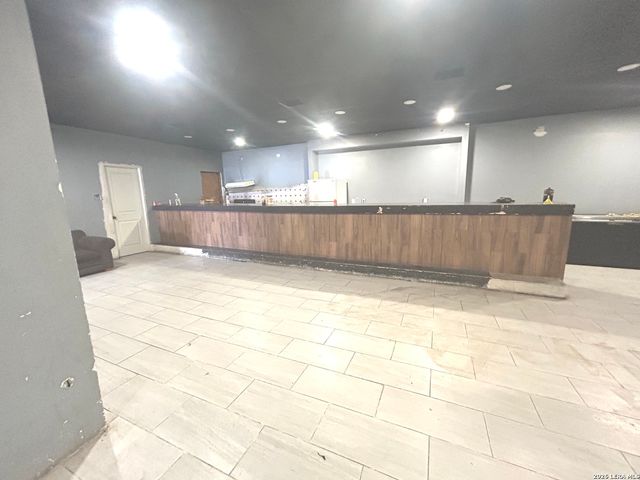 4234 Culebra, San Antonio, TX 78228