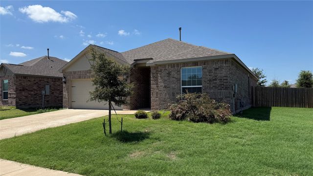 904 Emerson Drive, Anna, TX 75409