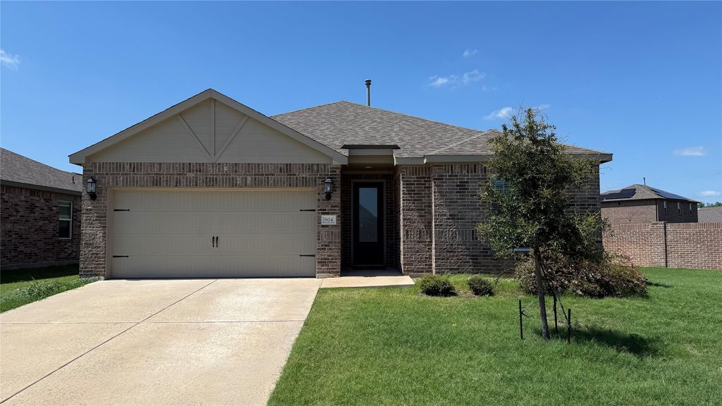 904 Emerson Drive, Anna, TX 75409