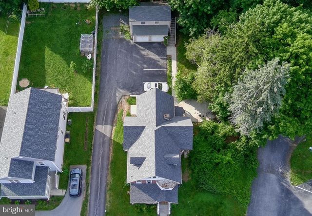 253 W LANCASTER AVE, Downingtown, PA 19335