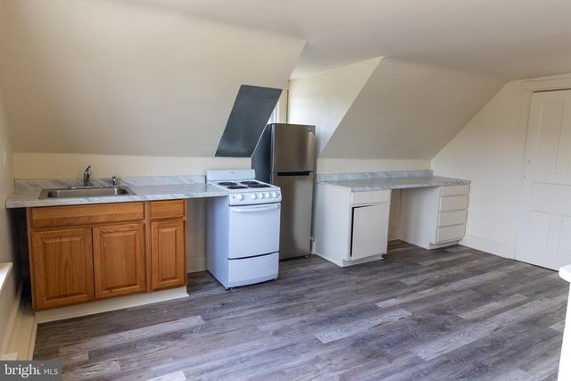 253 W LANCASTER AVE, Downingtown, PA 19335