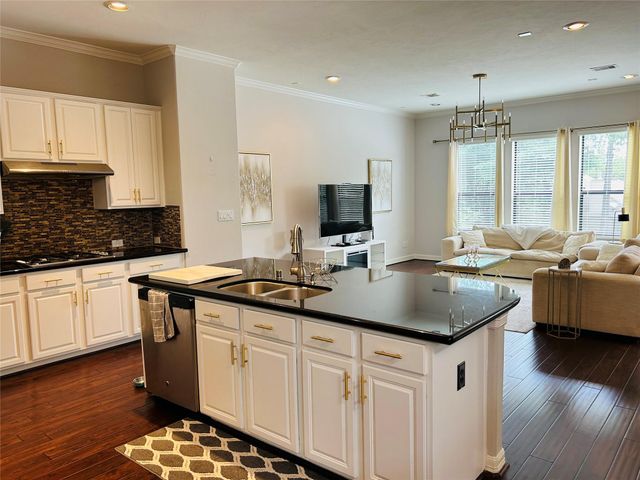 2746 Kings Retreat Circle, Kingwood, TX 77345